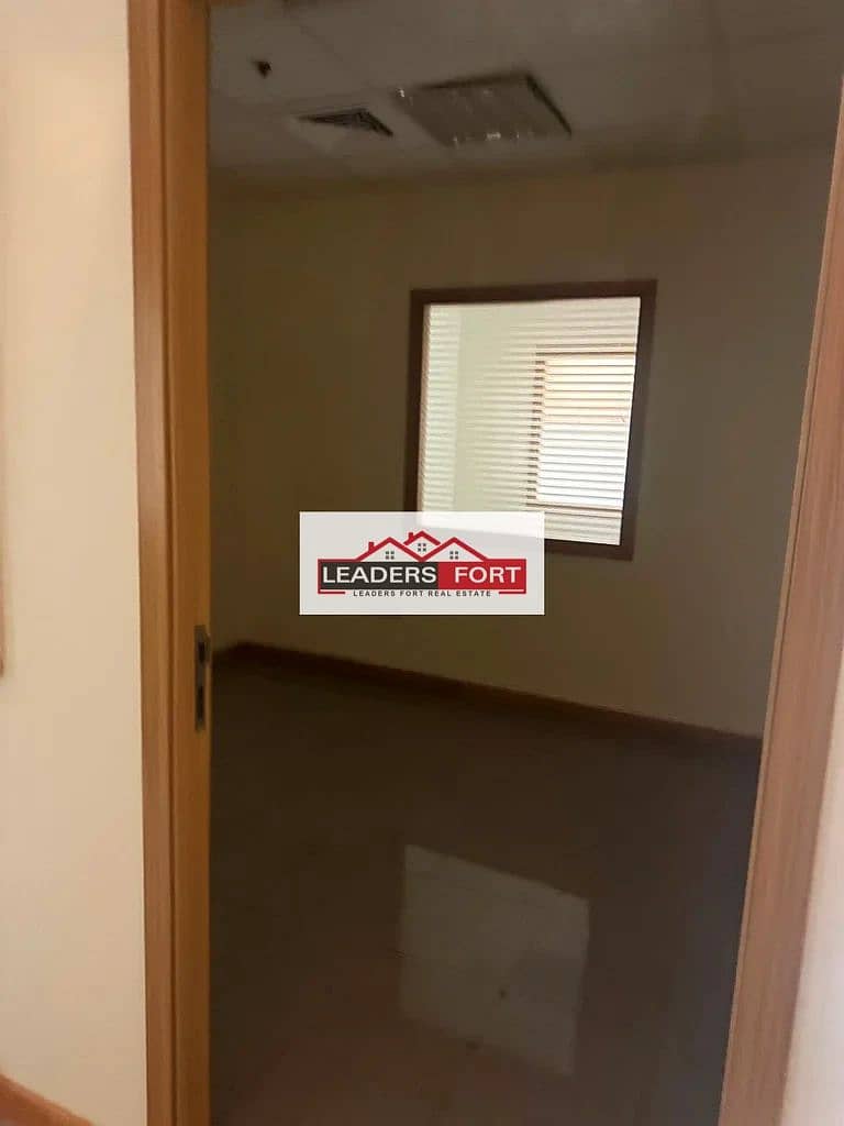 Office | 1550 sqft | vacant | 1 parking | inside Shopping centre | Oud Mehta | ADCB metro | Barjuma
