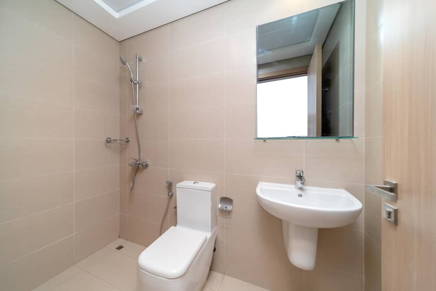 11 MRQ 953 _ 208 _ 2 BR-10. jpg