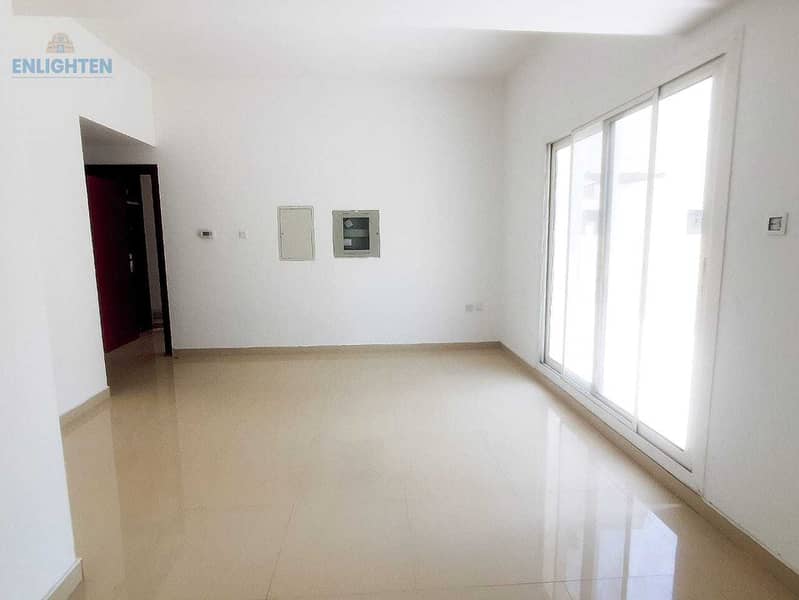 位于朱美拉环形村(JVC)，JVC第11区，阿米尔山庄 1 卧室的公寓 59999 AED - 12340408