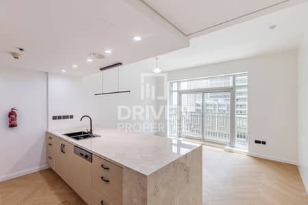 Studio for Sale in Downtown Dubai, Dubai - Luxurious and Fully Upgraded | Vacant Apt