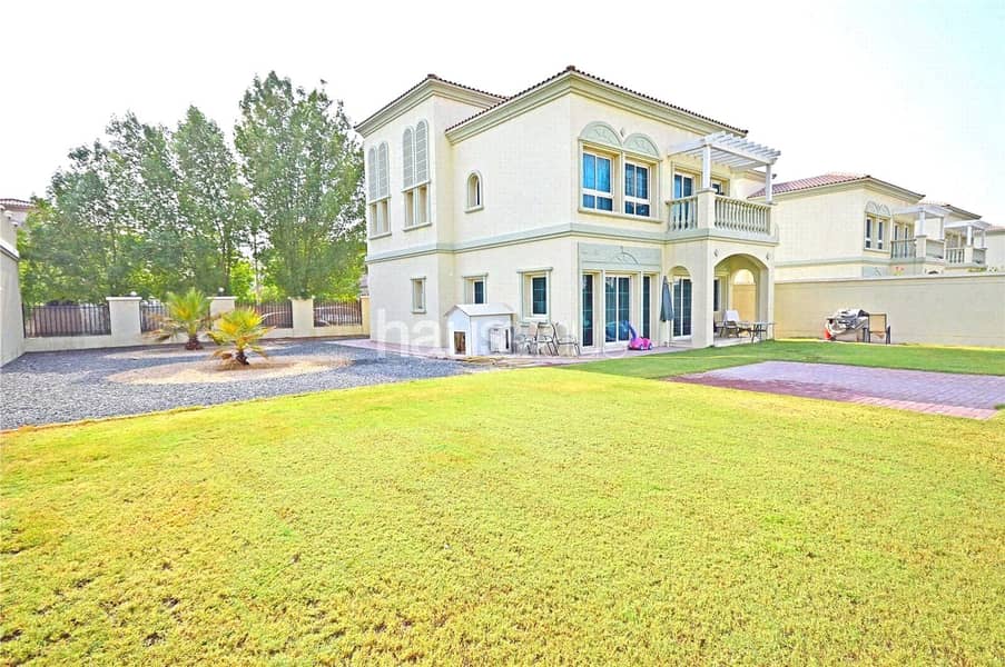 位于朱美拉三角小镇(JVT),JVT第4区,4E区 2 卧室的别墅 5350000 AED - 12412971 位于朱美拉三角小镇(JVT),JVT第4区,4E区 2 卧室的别墅 5350000 AED - 12412971