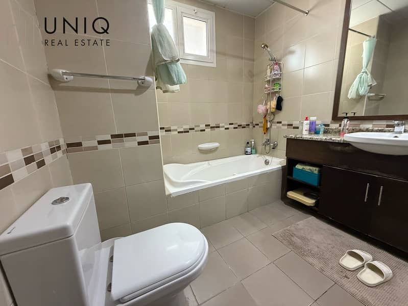 11 Bathroom 1. jpeg