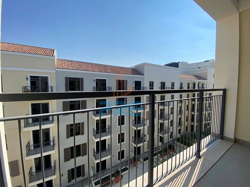 14 BALCONY]. jpg