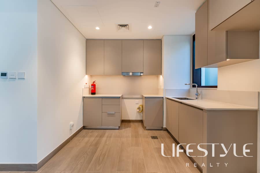 4 LOTUS BLDG 2 BR APT-5. jpg
