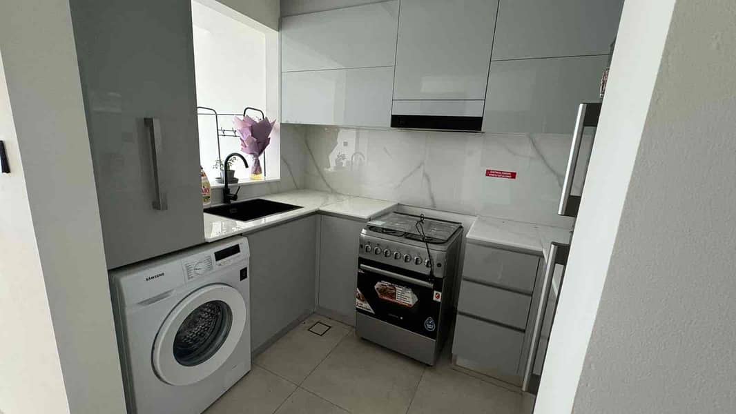 3 bd44e057-2fa5-452b-99ab-4d51b29410cc. jpg