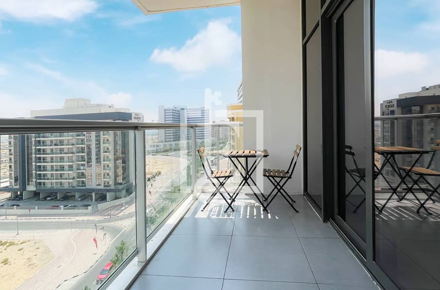 13 balcony up 2. jpg