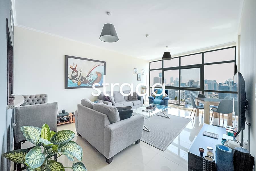 High Floor | 898Sq. ft | Canal + City View High Floor | 898Sq. ft | Canal + City View
