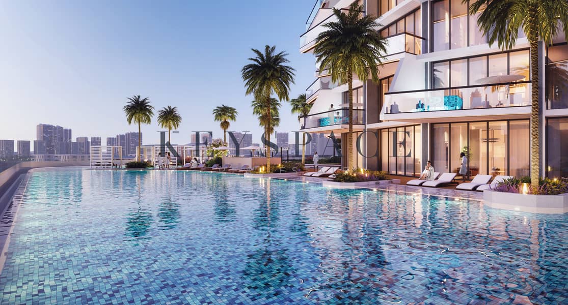 13 Exterior Royale 12. jpg