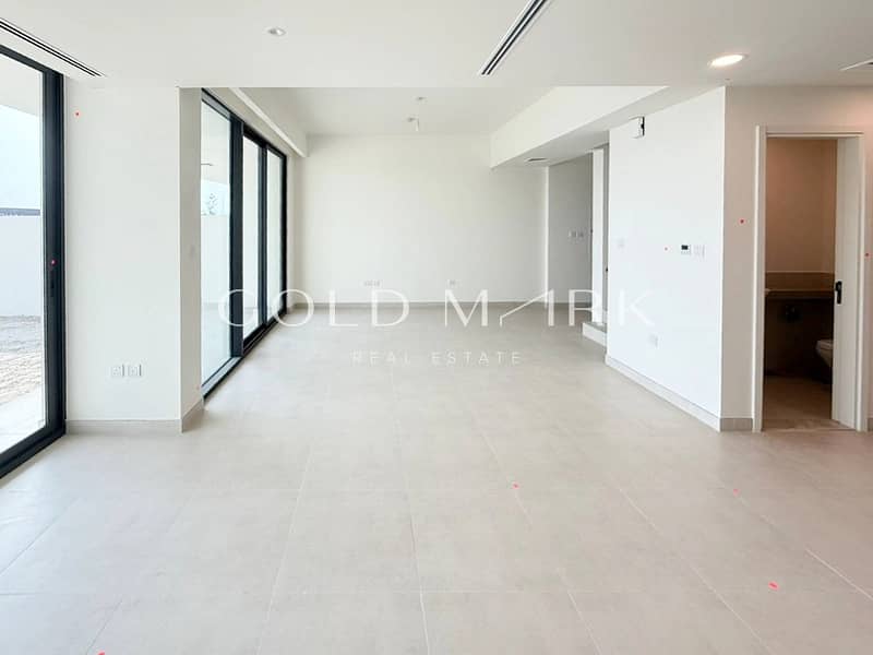 位于城市广场，马哈联排别墅 3 卧室的联排别墅 3000000 AED - 12414768