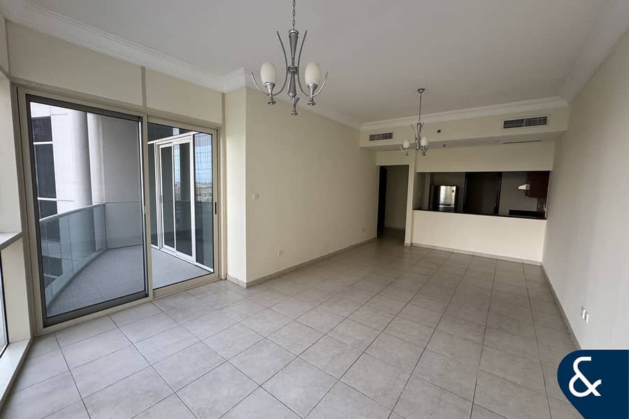 Spacious 1 Bed | Bright | Good location