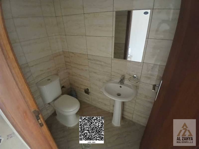 12 dca4de68-6f89-478e-988f-9888cd680227. jpg