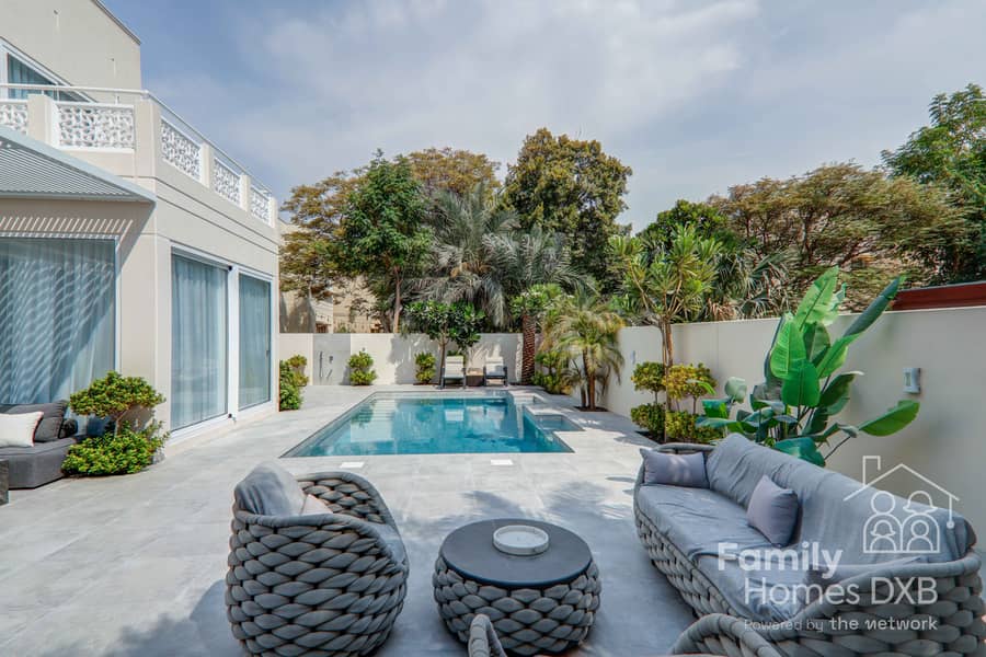 位于芳草青青，芳草青青9号 5 卧室的别墅 700000 AED - 12416144