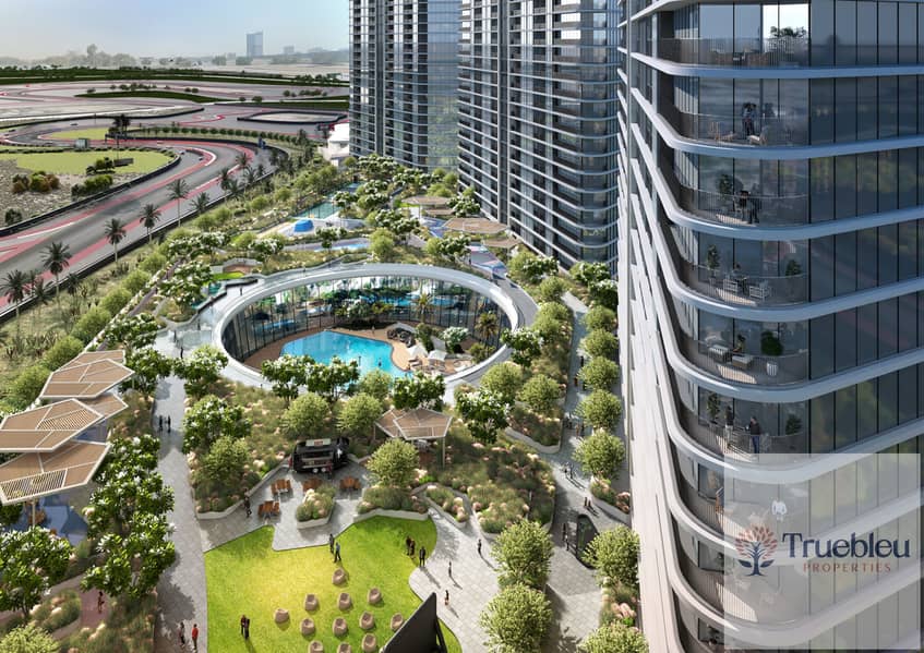 4 Sobha Solis - Podium. jpg