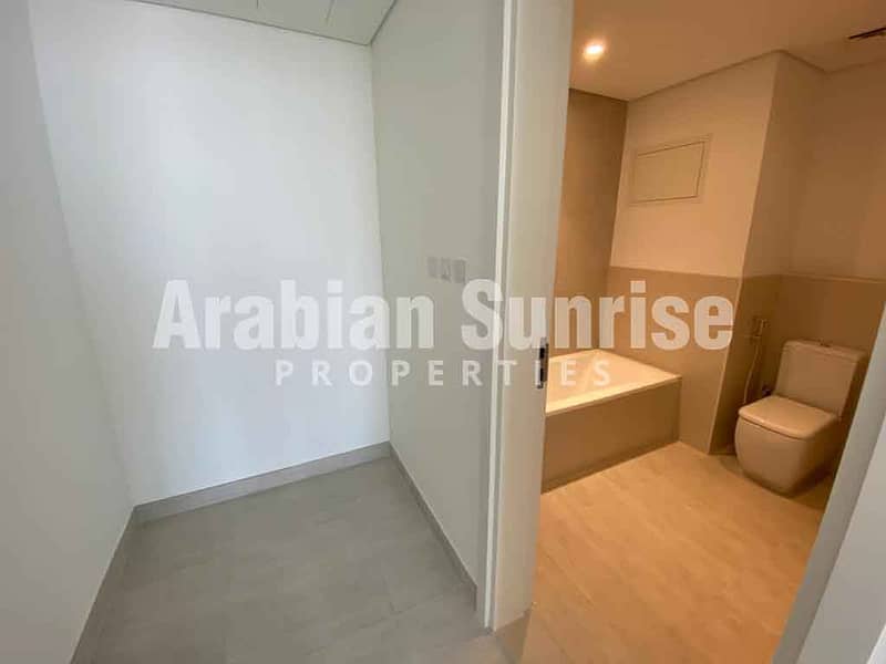 7 Bridges-2BR, 1702, 2BED, bathroom. jpg