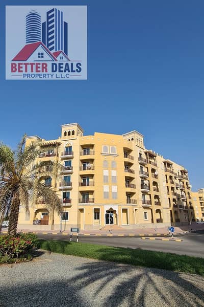 Studio for Rent in International City, Dubai - emarati-building-emr-18-24276_xl (1). jpg