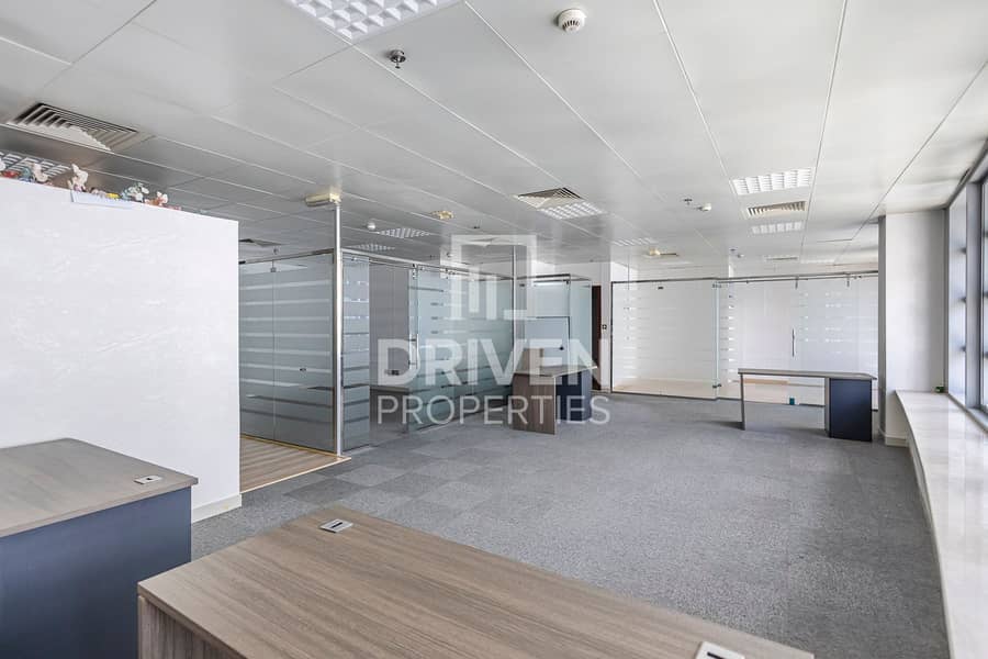 位于商业湾，商务湾银塔 的写字楼 190000 AED - 12417778