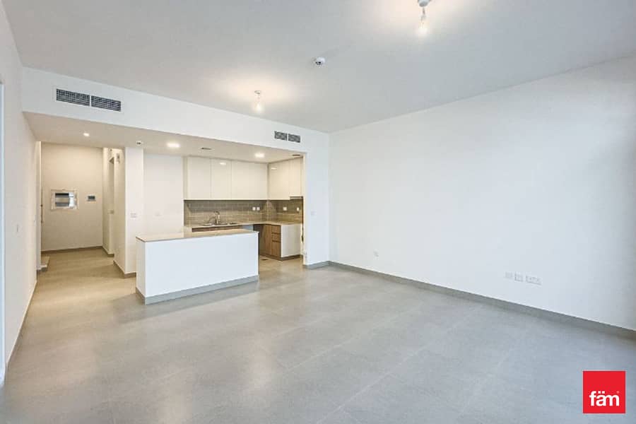 位于城市广场，萨马联排别墅 4 卧室的联排别墅 200000 AED - 12417857