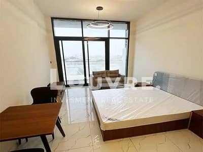 Studio for Sale in Masdar City, Abu Dhabi - DeWatermark. ai_1754317315966. jpeg