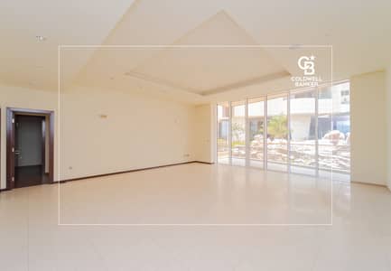 3 Bedroom Flat for Rent in Palm Jumeirah, Dubai - Beachfront | Ready to Move in | Club Vista View