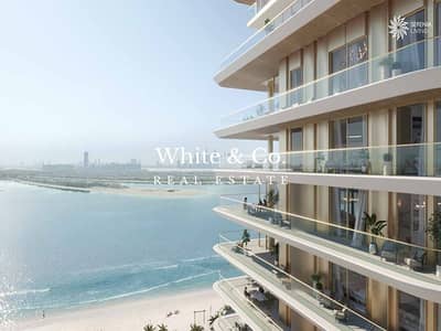 2 Bedroom Flat for Sale in Palm Jumeirah, Dubai - Panoramic Sea View| Beachfront|High Floor