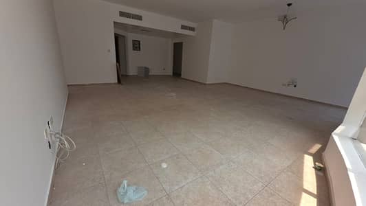 阿尔马贾兹， 夏尔迦 3 卧室单位待租 - IMG-20250804-WA0066. jpg