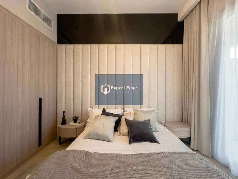 9 bedroom. jpg