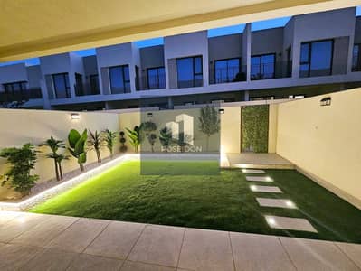 3 Bedroom Villa for Sale in Dubai South, Dubai - Ready To Move | Multi Options | Prime Location