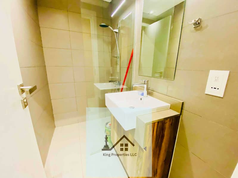 3 76bd5bcc-3207-46ac-94a4-d88a8fa74699. jpg