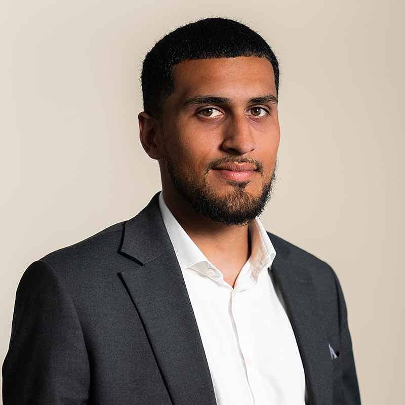 Ibrahim  Hussain