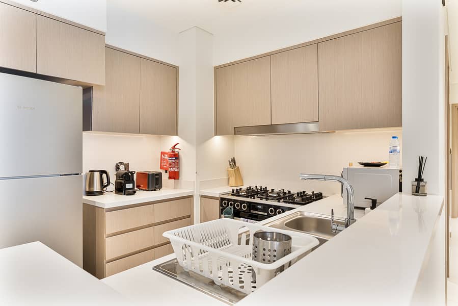 10 Full Kitchen (5). jpeg