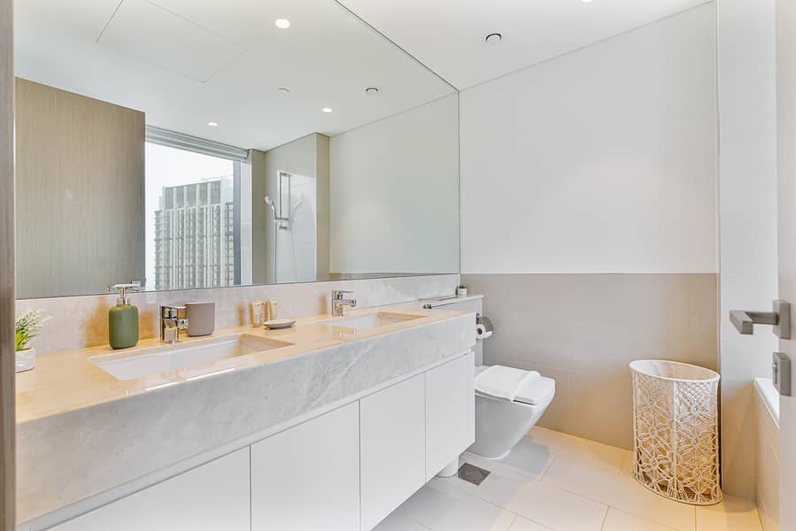 19 Full Bathroom 3. jpeg