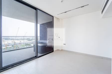 1 Bedroom Apartment for Sale in Business Bay, Dubai - Hot Deal | Royal Suite | motivated seller