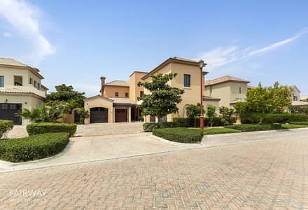 5 Bedroom Villa for Sale in Jumeirah Golf Estates, Dubai - Exclusive | Renovation Opportunity | Golf View