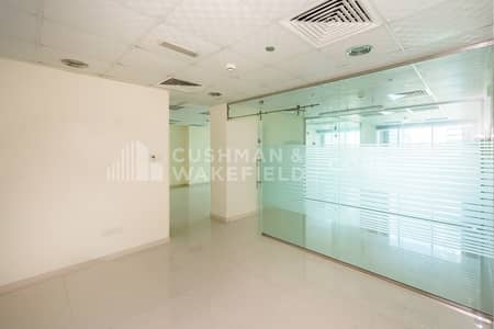 Office for Rent in Jumeirah Lake Towers (JLT), Dubai - Fitted Office with Partitions | Mid Floor