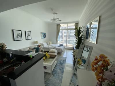 Studio for Rent in Dubai Marina, Dubai - room. jpg