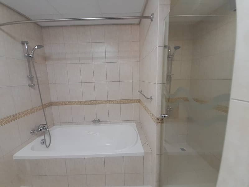 9 toilets. jpg