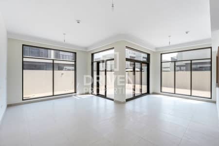 4 Bedroom Villa for Sale in Dubai South, Dubai - Unique Layout | Spacious and Vacant Villa