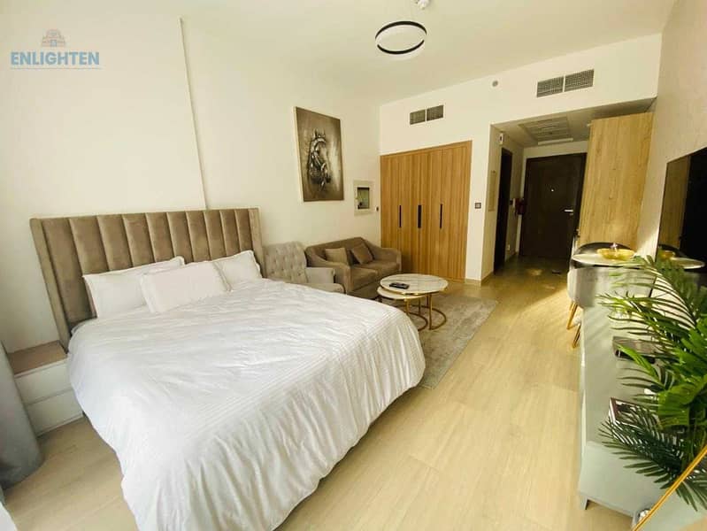 Bright and cozy I Fully Furnished I Pool View