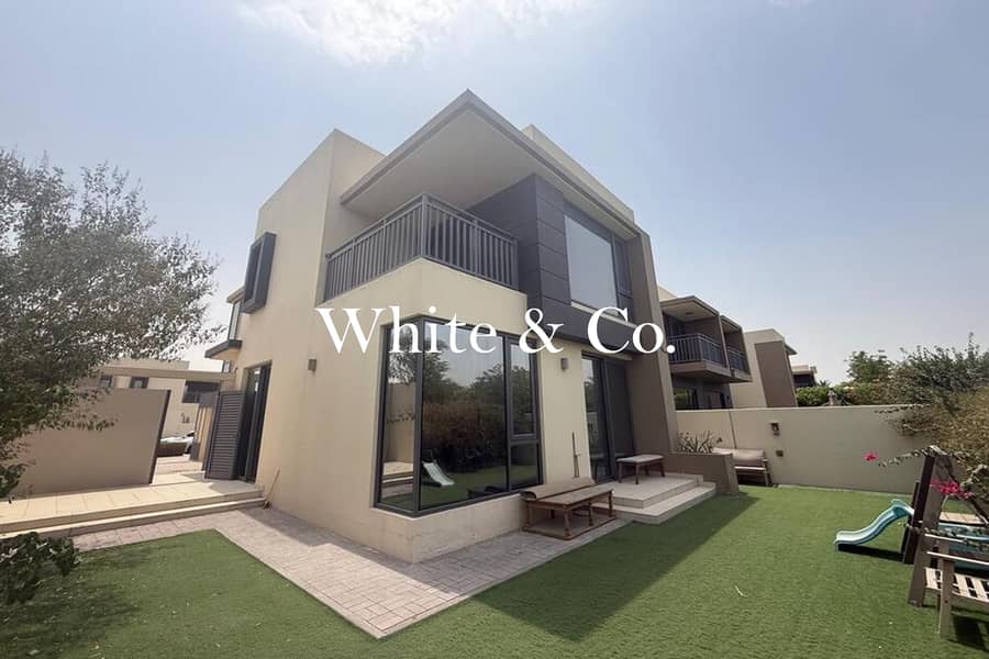位于迪拜山庄，枫叶社区，枫叶2号公寓 5 卧室的联排别墅 350000 AED - 12424591