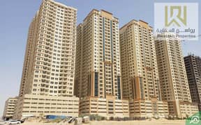 ثلاث غرفه / شامل الفرش / باركينج/ جاهزه علي الاستلام الفوري
