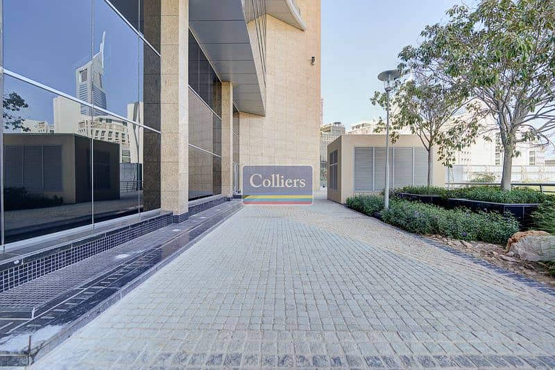 5 Colliers_Dubai_Sky_Gardens_DIFC_SHC1_Image-04. jpg