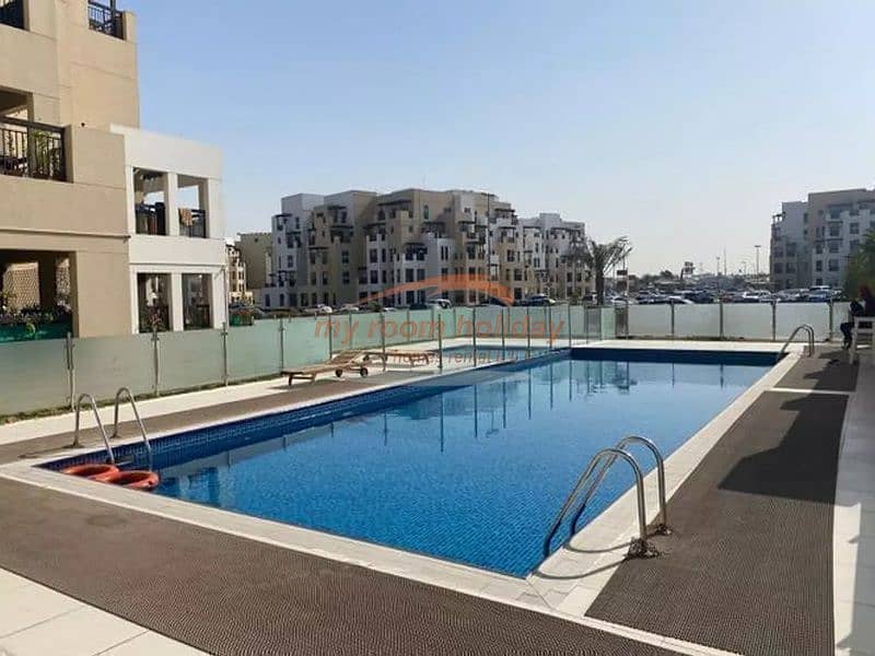 Spacious Studio | Balcony | Free Wi-Fi & Maintenance - Image 9