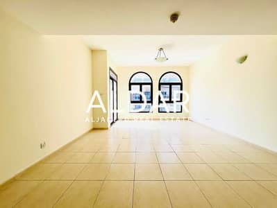 2 Bedroom Apartment for Rent in Jumeirah Village Circle (JVC), Dubai - Spacious |Near Mall |Well Maintained |Unfurnished