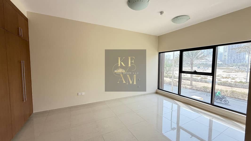Brand New | Luxury | 3BHK | Townhouse | Maid | Closed Kitchen | Park Facing - Image 11