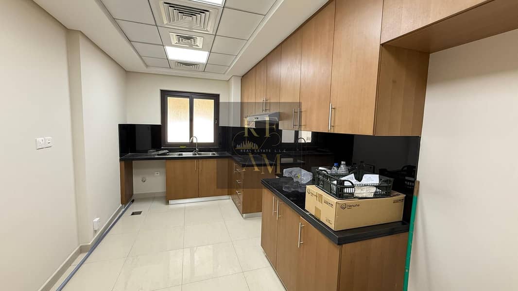 Brand New | Luxury | 3BHK | Townhouse | Maid | Closed Kitchen | Park Facing - Image 19