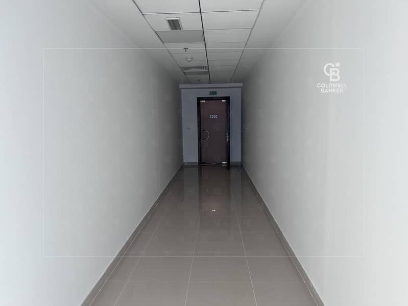 Офис в Бизнес Бей，Берлингтон, 380000 AED - 12427399