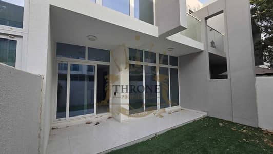 3 Bedroom Townhouse for Rent in DAMAC Hills 2 (Akoya by DAMAC), Dubai - Fully Furnished | Back To Back | Well Maintained