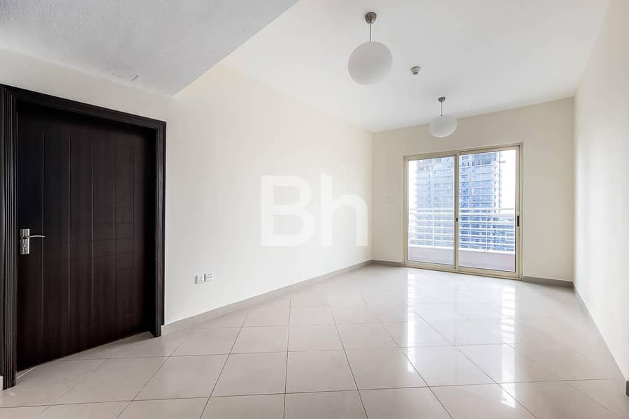 Upgraded | Unfurnished | Managed | Community View