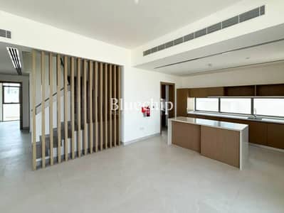 5 Bedroom Villa for Rent in Al Furjan, Dubai - Covered Parking | Private Garden | Spacious Layout