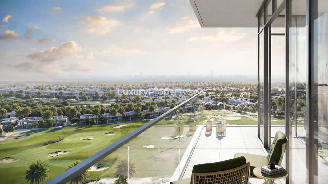 Genuine Resale | Pool and Golf Course View - Image 12